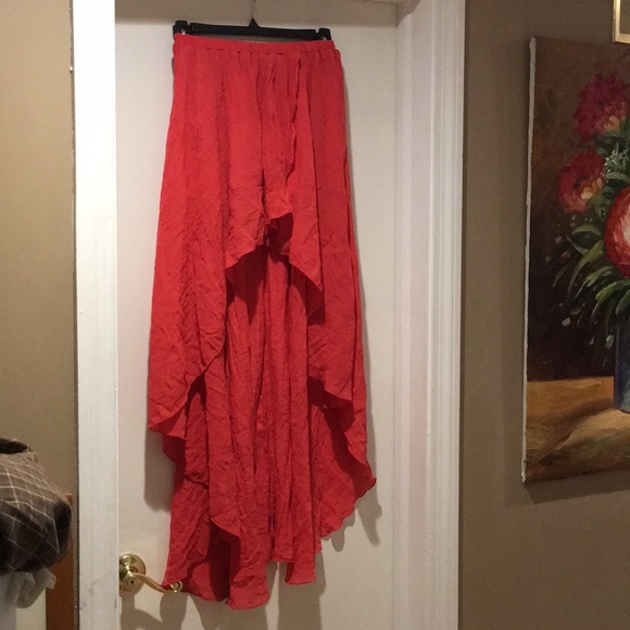 Gorgeous Red coralish high low skirt - Picture 2 of 8